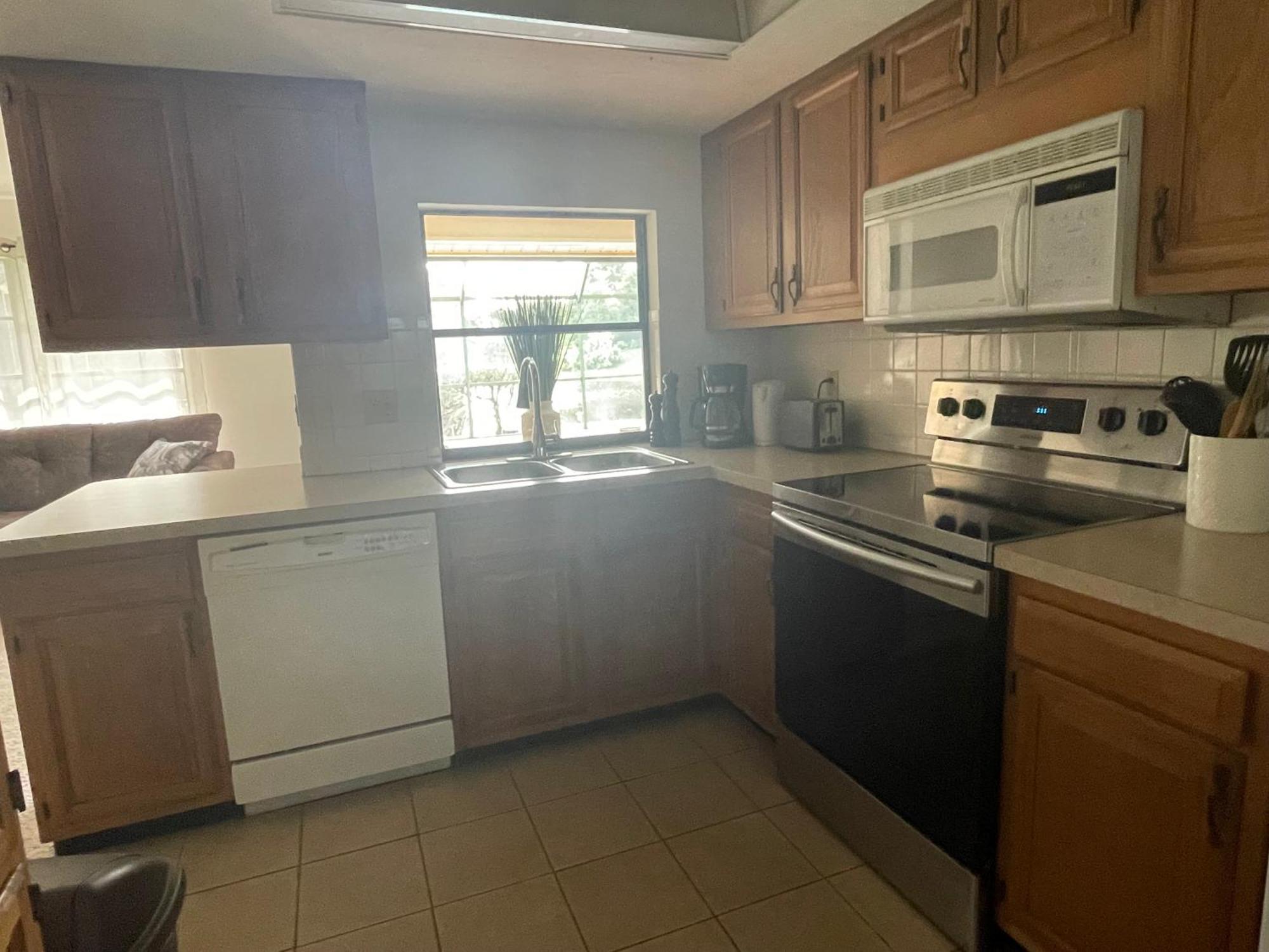 Pool Home With A New Sparkling Pool, Close To Beach, Lovely Lake View North Naples Exteriör bild