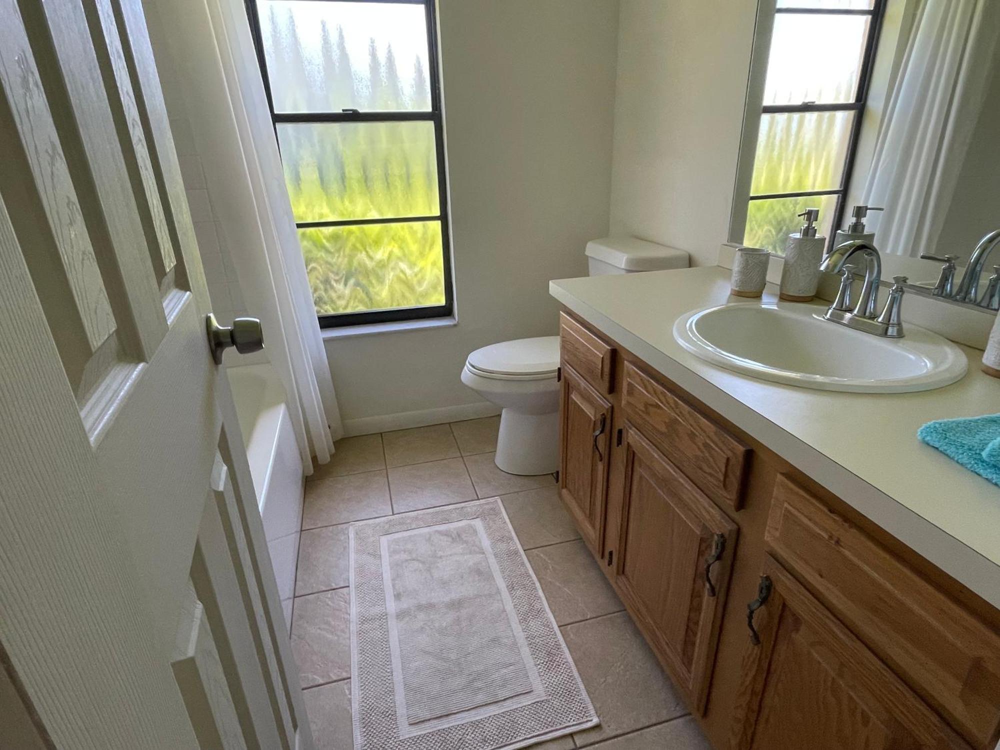 Pool Home With A New Sparkling Pool, Close To Beach, Lovely Lake View North Naples Exteriör bild