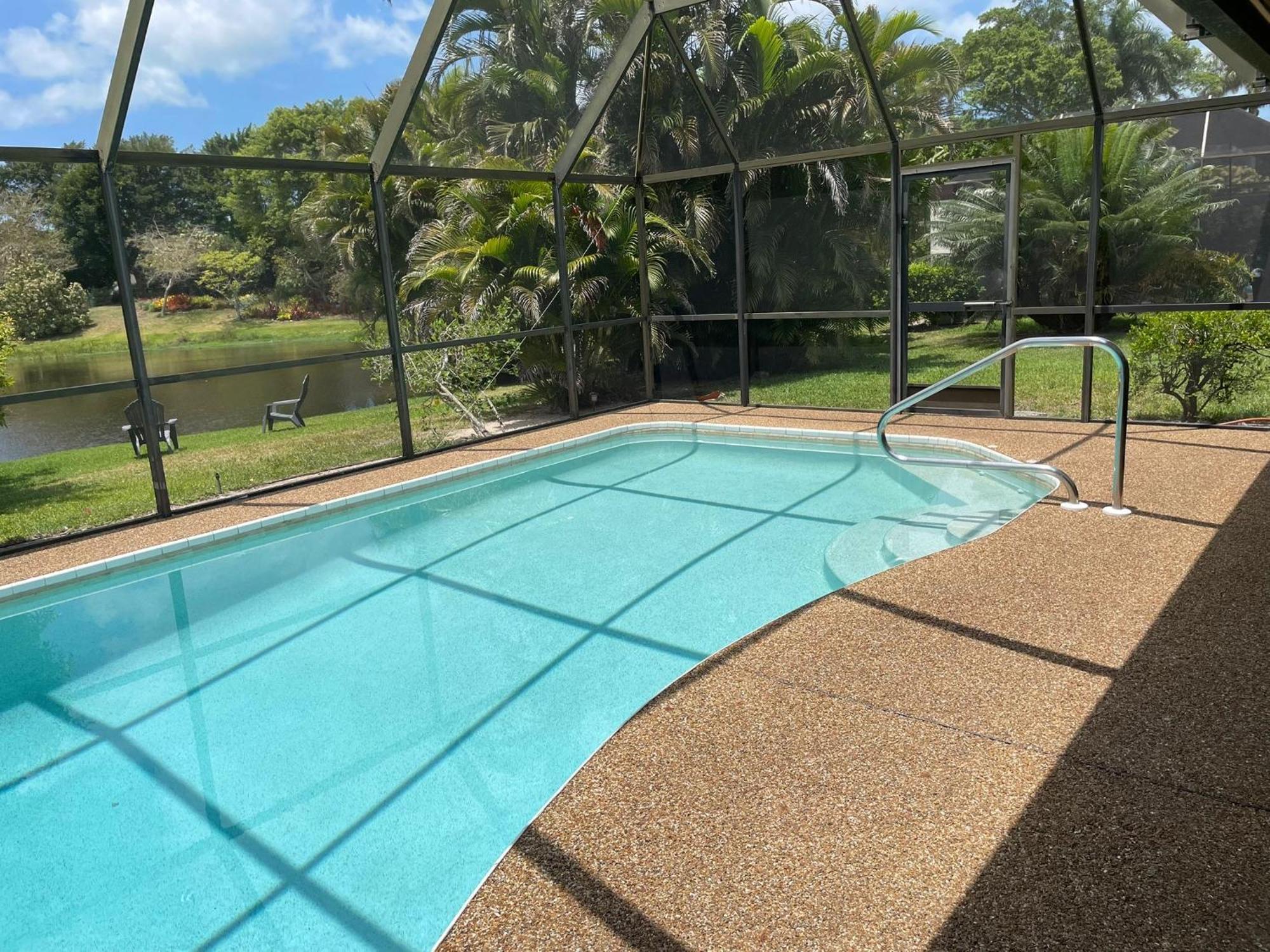 Pool Home With A New Sparkling Pool, Close To Beach, Lovely Lake View North Naples Exteriör bild